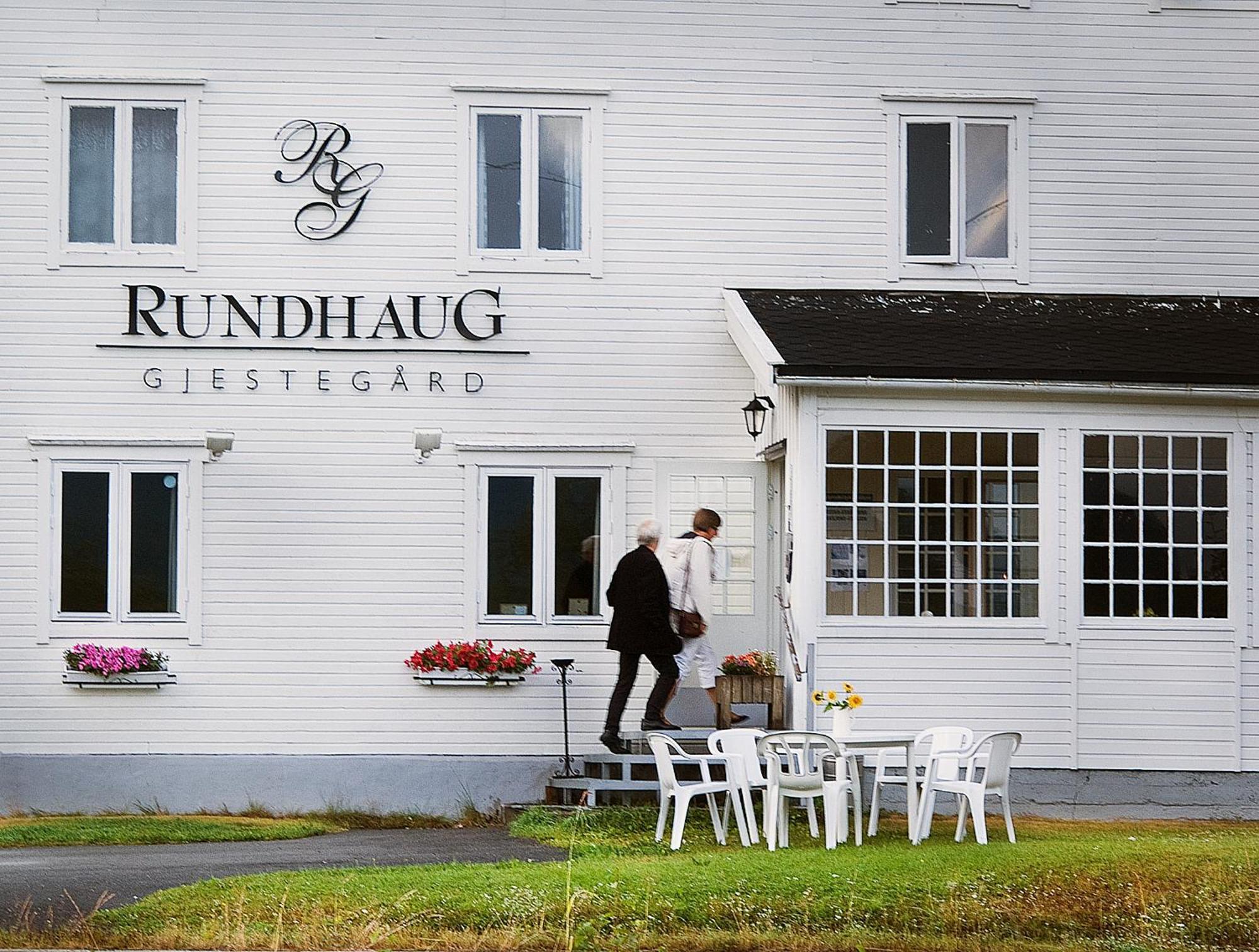 Rundhaug Gjestegard Hotell Exteriör bild