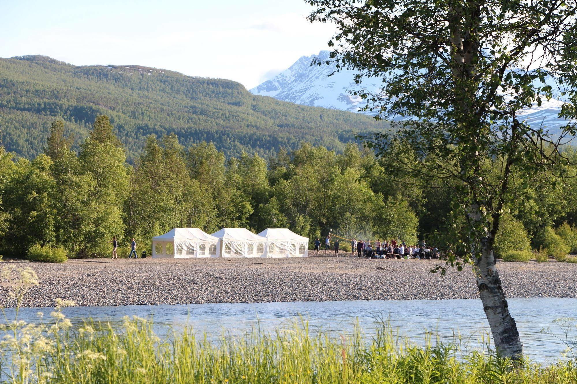 Rundhaug Gjestegard Hotell Exteriör bild